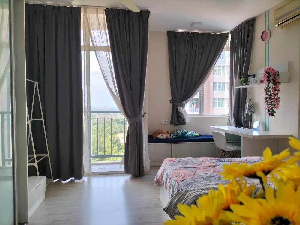 Miracle Suite Lovely Studio Unit At Starz Valley Netflix Wifi Pool 汝来 外观 照片